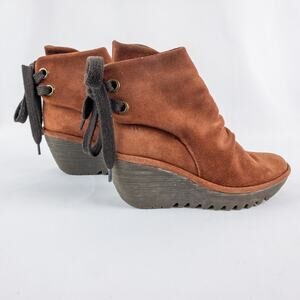 Anthropologie’s Fly London Suede Yama Rust Orange Ankle Booties Womens 36 US 5.5